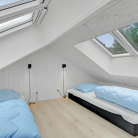 度假居 Amazing In With Sauna Fårevejle