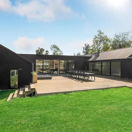 Amazing In With Sauna Feriehus *